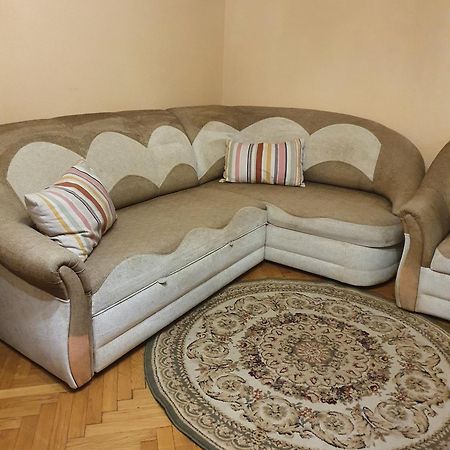 Затишна квартира в Луцьку Екстер'єр фото